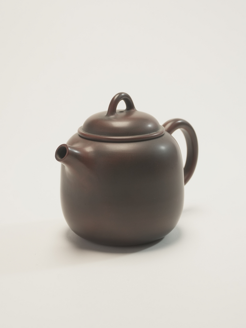 ARCH Handcrafted Minimalist Gongfu Teapot in Dark Clay
