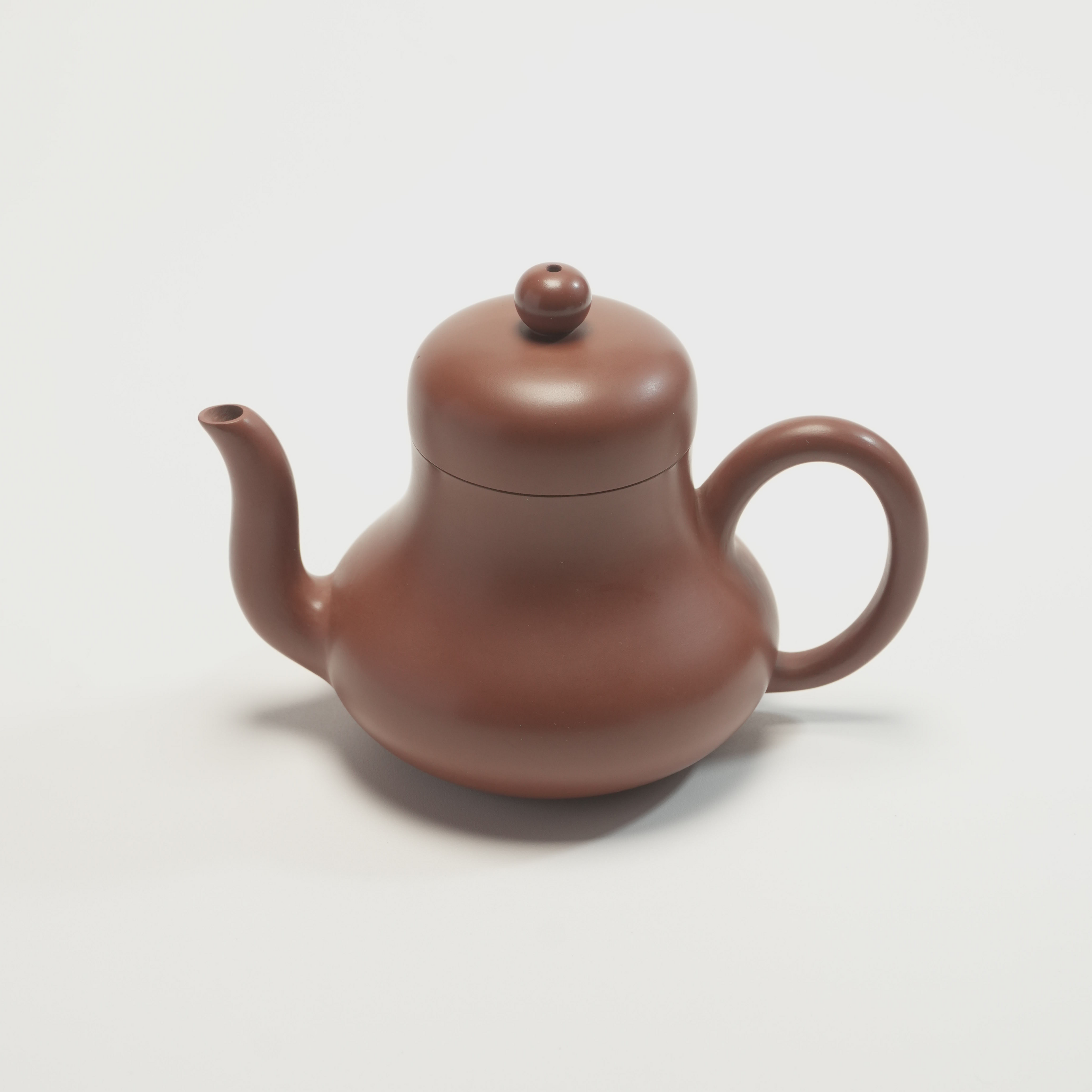 Nixing Clay Teapot Handcrafted Minimalist Gongfu Teapot in Natural Clay